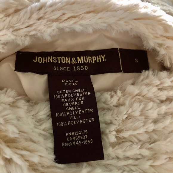 NWT 🍁 Reversible Faux-Far Vest - Picture 9 of 10